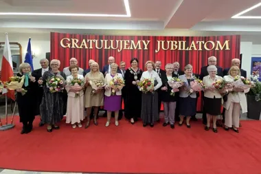 W Pile świętowano pół wieku razem i 16 par odebrało medale