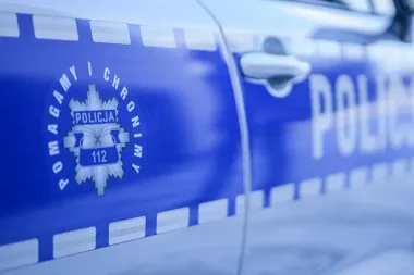 Sekundy od tragedii - policjanci z Piły uratowali 33-latka