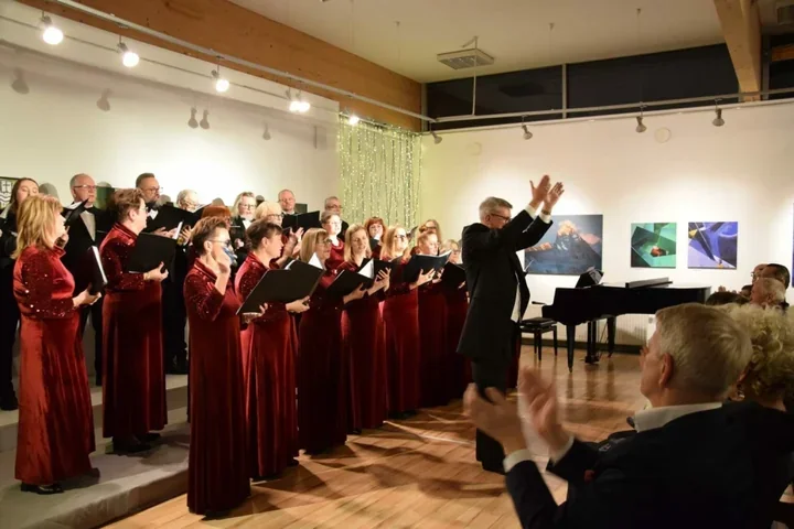 Sztuka i muzyka w BWA w Pile. Noc Muzeów z koncertem o Staszicu