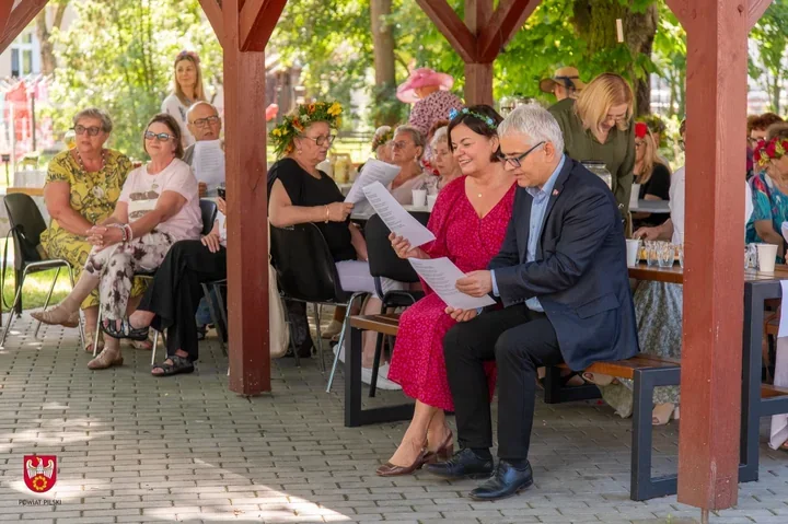 Wianki i taniec w Pilskim Okrąglaku. Seniorzy dali mocny pokaz energii