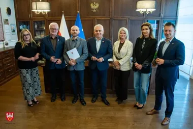 Artur Bąk świętuje 30 lat pracy. Od 2020 roku kieruje PZD w Pile