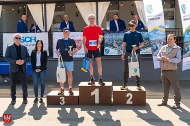 Kaczorska Dziesiątka ruszyła z rozmachem i od razu przyciągnęła tłum biegaczy