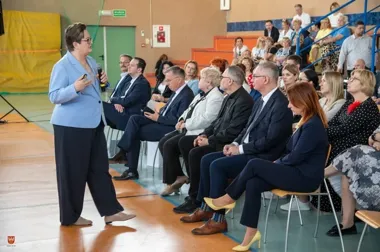 W Pile dyskutowano o reformie szkoły. Zmiany mają wejść do klas krok po kroku