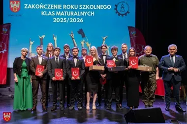 W Mechaniku padły mocne życzenia. Maturzyści zamknęli ważny etap