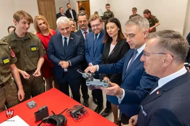 Drony, cyberbezpieczeństwo i roboty. W Pile pokazano szkoły przyszłości