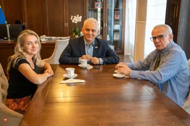 Maturzyści dostaną nowe wsparcie. Powiat i ANS szykują warsztaty