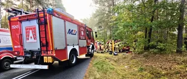 Zderzenie trzech aut pod Piłą. 66-letni kierowca nie żyje